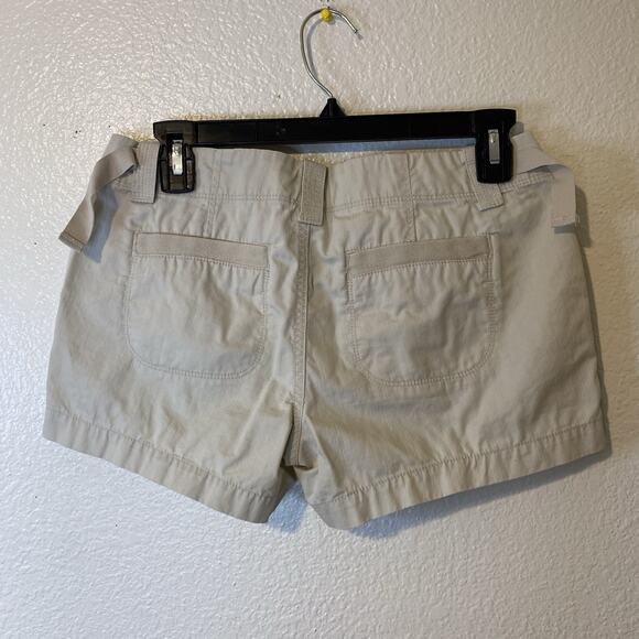 VTG Y2K Old Navy Cyber Utility Cargo Shorts Mid Rise Beige Size 2 Gorpcore - Picture 4 of 8